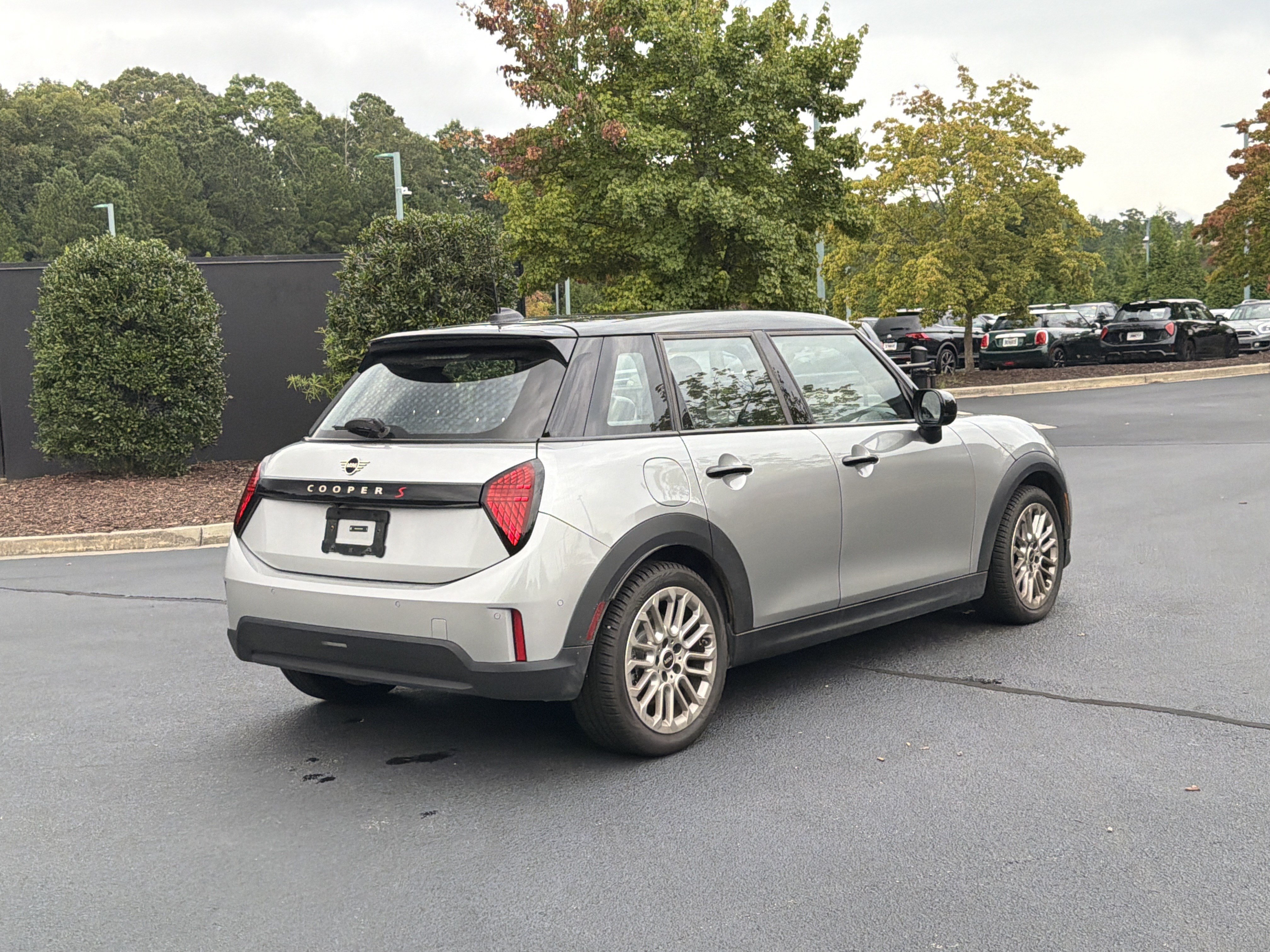 mini hardtop 4 door 2025 WMW53GD0XS2X55662 image mini hardtop 4 door 2025 WMW53GD0XS2X55662 image